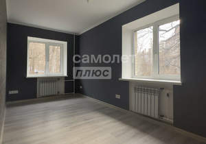 2-к квартира, вторичка, 43м2, 1/4 этаж