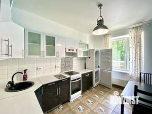 1-к квартира, вторичка, 46м2, 2/18 этаж