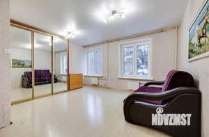 2-к квартира, вторичка, 60м2, 10/18 этаж