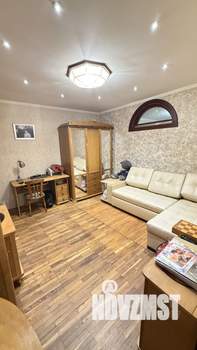 2-к квартира, вторичка, 80м2, 1/10 этаж