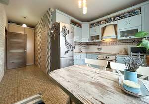 2-к квартира, вторичка, 54м2, 1/15 этаж