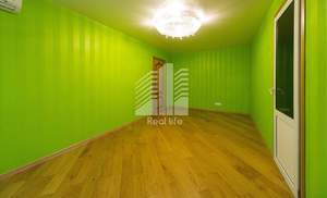 2-к квартира, вторичка, 50м2, 1/9 этаж