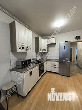 2-к квартира, вторичка, 56м2, 1/3 этаж