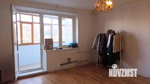 4-к квартира, вторичка, 108м2, 1/10 этаж