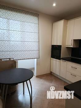 2-к квартира, вторичка, 56м2, 14/17 этаж