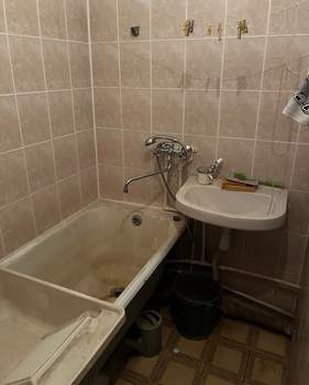 3-к квартира, вторичка, 48м2, 1/5 этаж