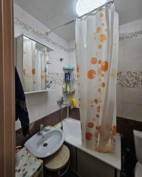 2-к квартира, вторичка, 42м2, 2/5 этаж