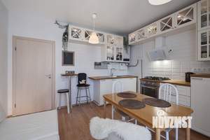 2-к квартира, вторичка, 56м2, 1/3 этаж