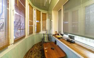 2-к квартира, вторичка, 93м2, 1/10 этаж